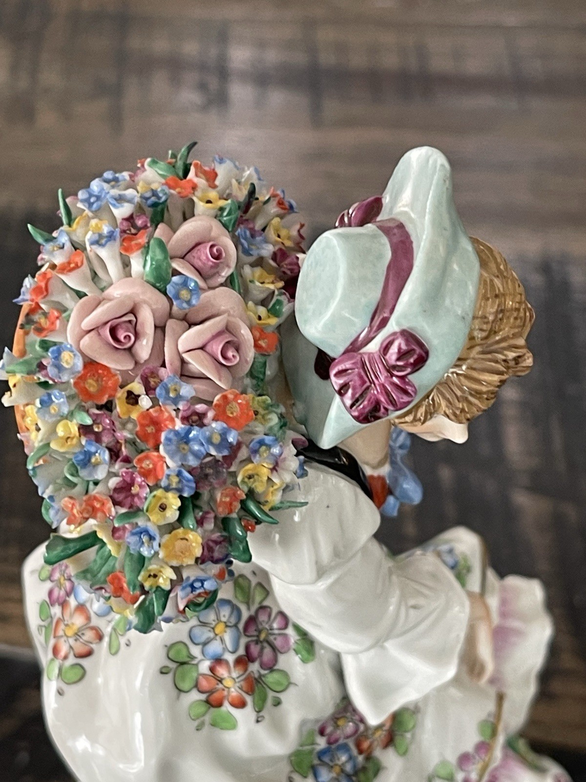 LARGE SITZENDORF GERMANY VINTAGE ANTIQUE FLOWER GIRL FIGURINE 8.5″ ~EXCELLENT