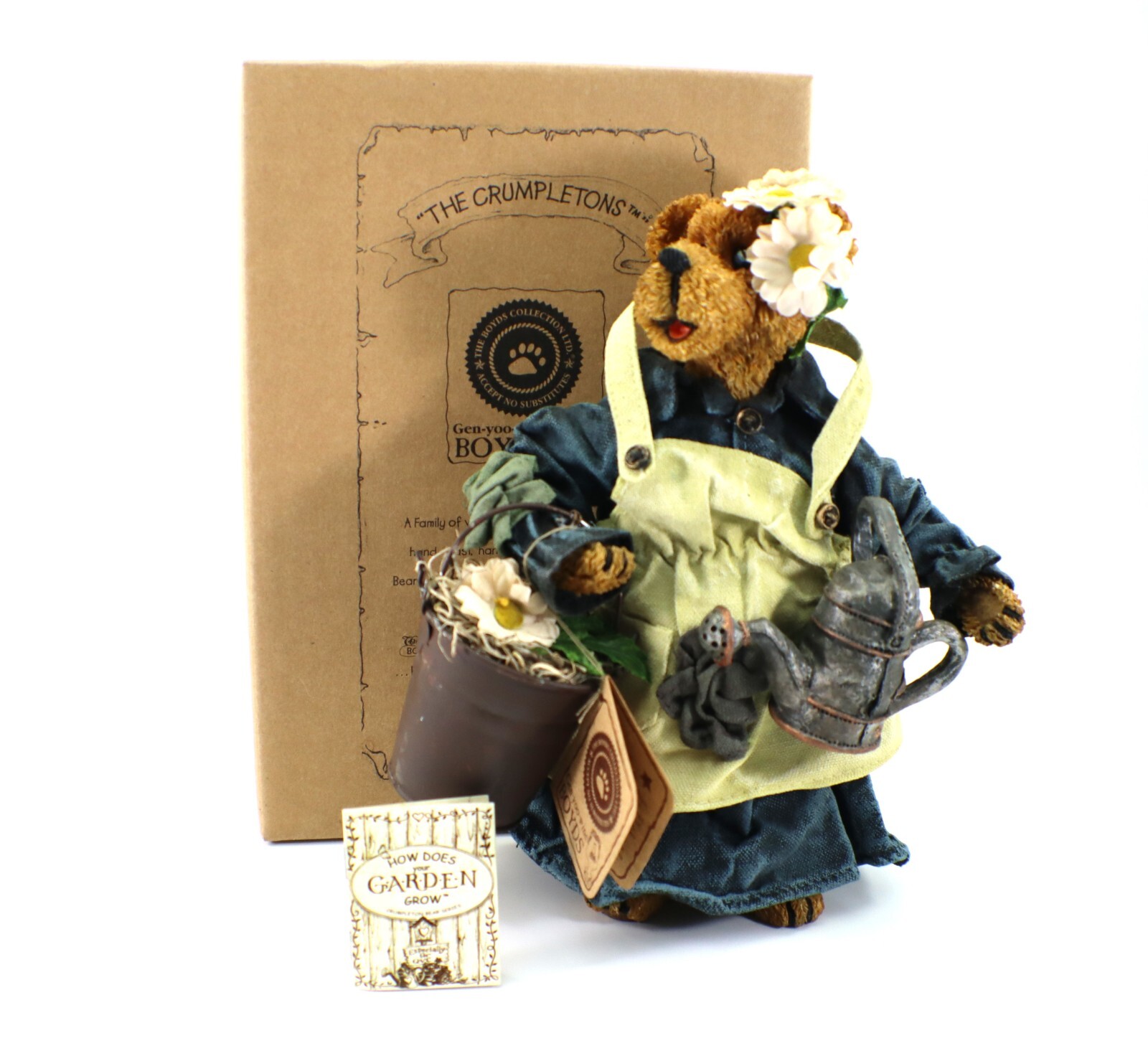 Boyds Collection DAISY CRUMPLETON 93214V Bear Figurine 8 ¼” Resin/Fabric in Box