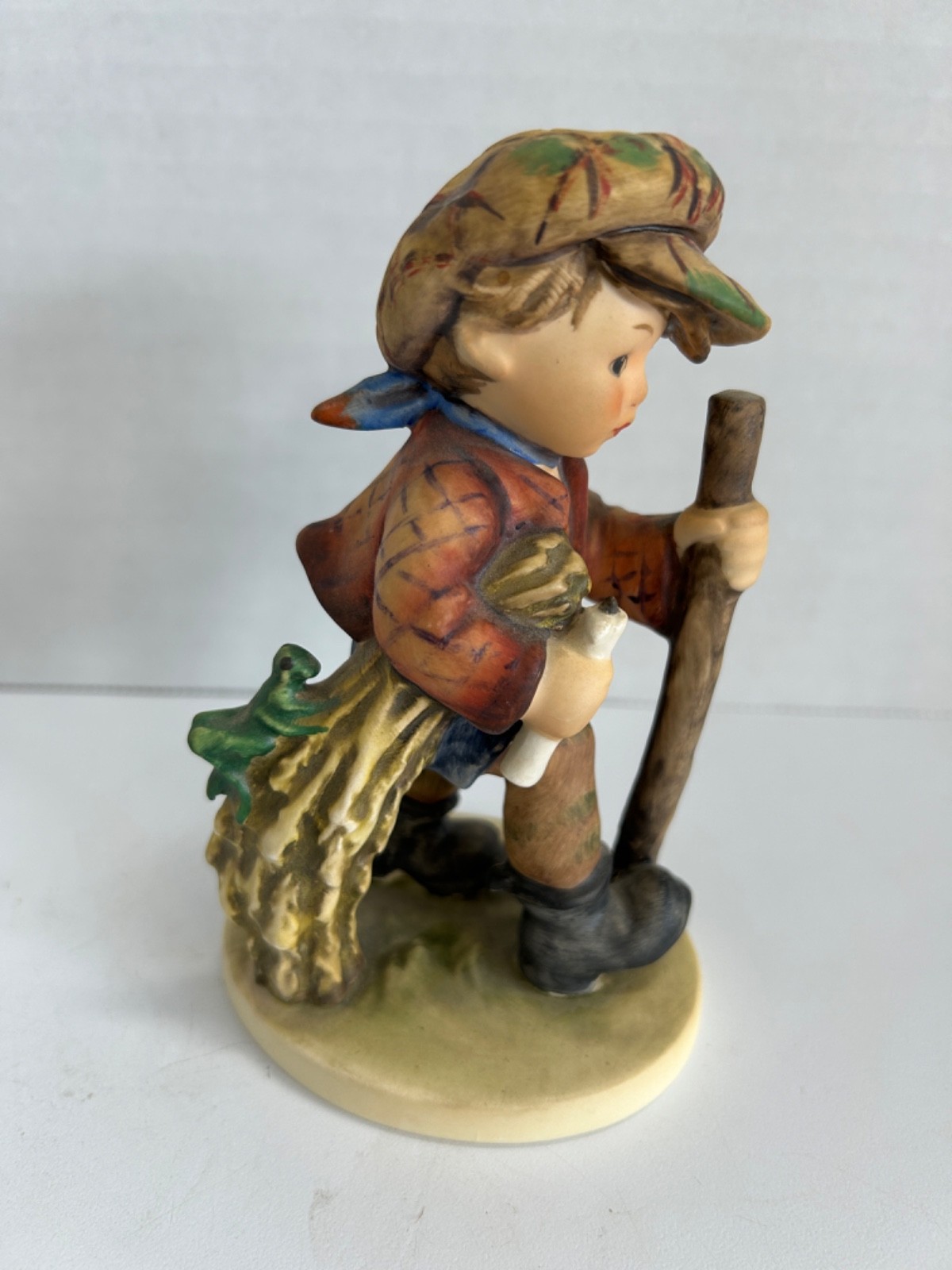 Goebel Hummel – “ON SECRET PATH” – #386 W. Germany TMK5 -5.25” Tall