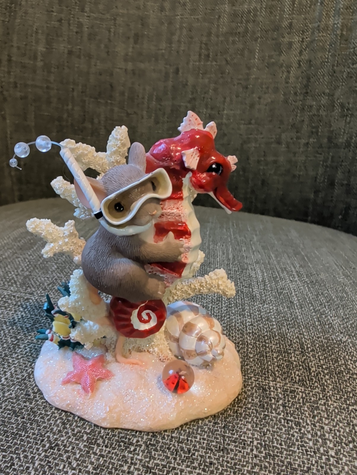 Charming Tails “A Horse Of A Different Color Seahorse 89/263 Broken Coral