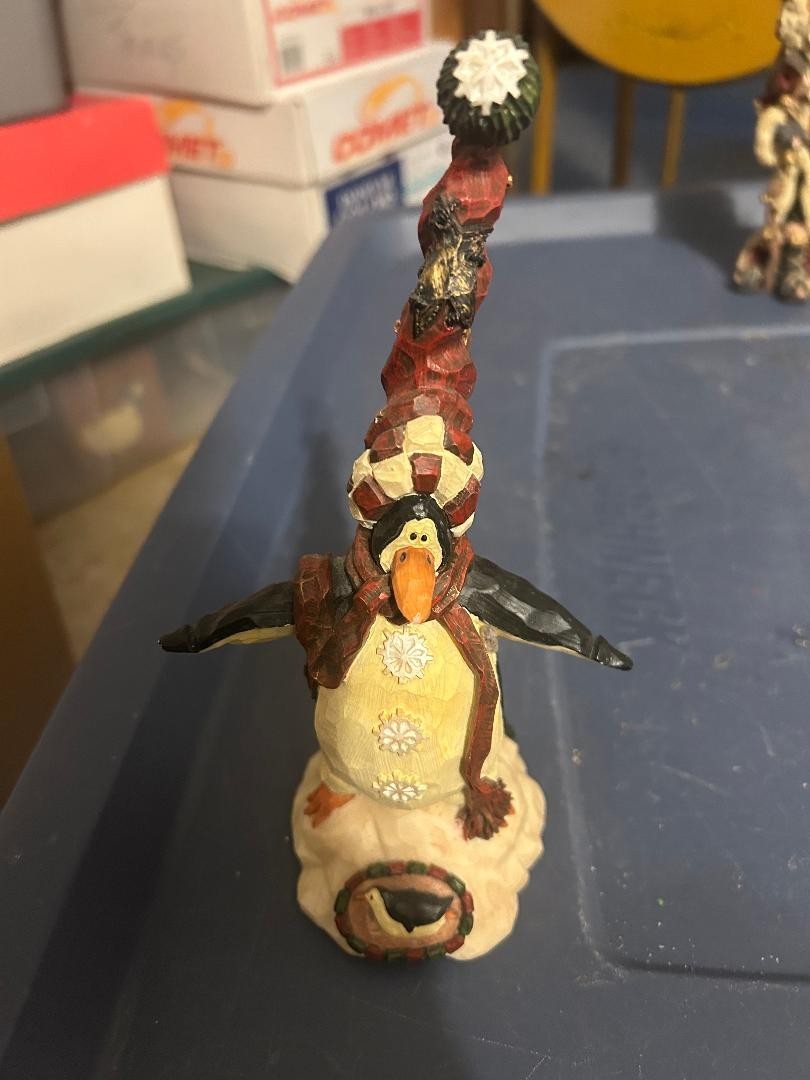 THE BOYDS COLLECTION Figurine “Snortin’ Jack Fishbreath … Carry Out” 1997