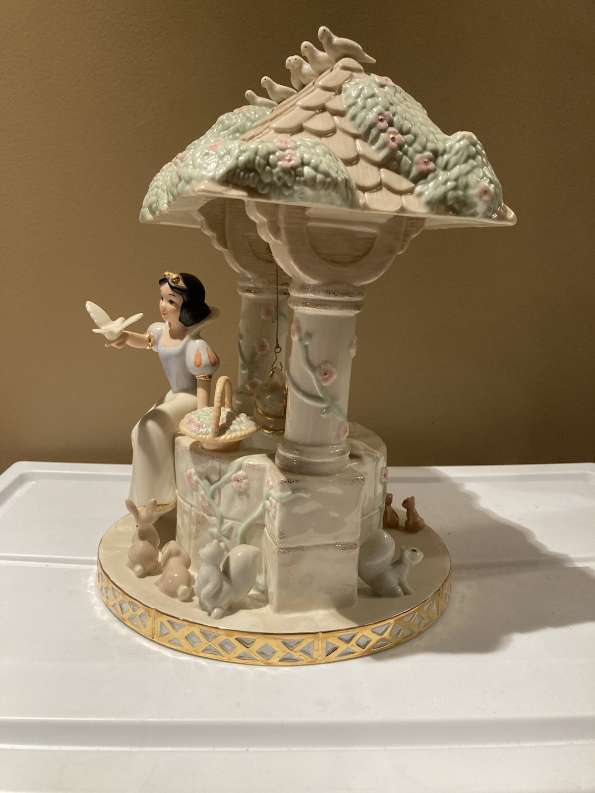 Lenox Disney Snow White Some Day My Prince Will Come Wishing Well Ltd Ed Mint
