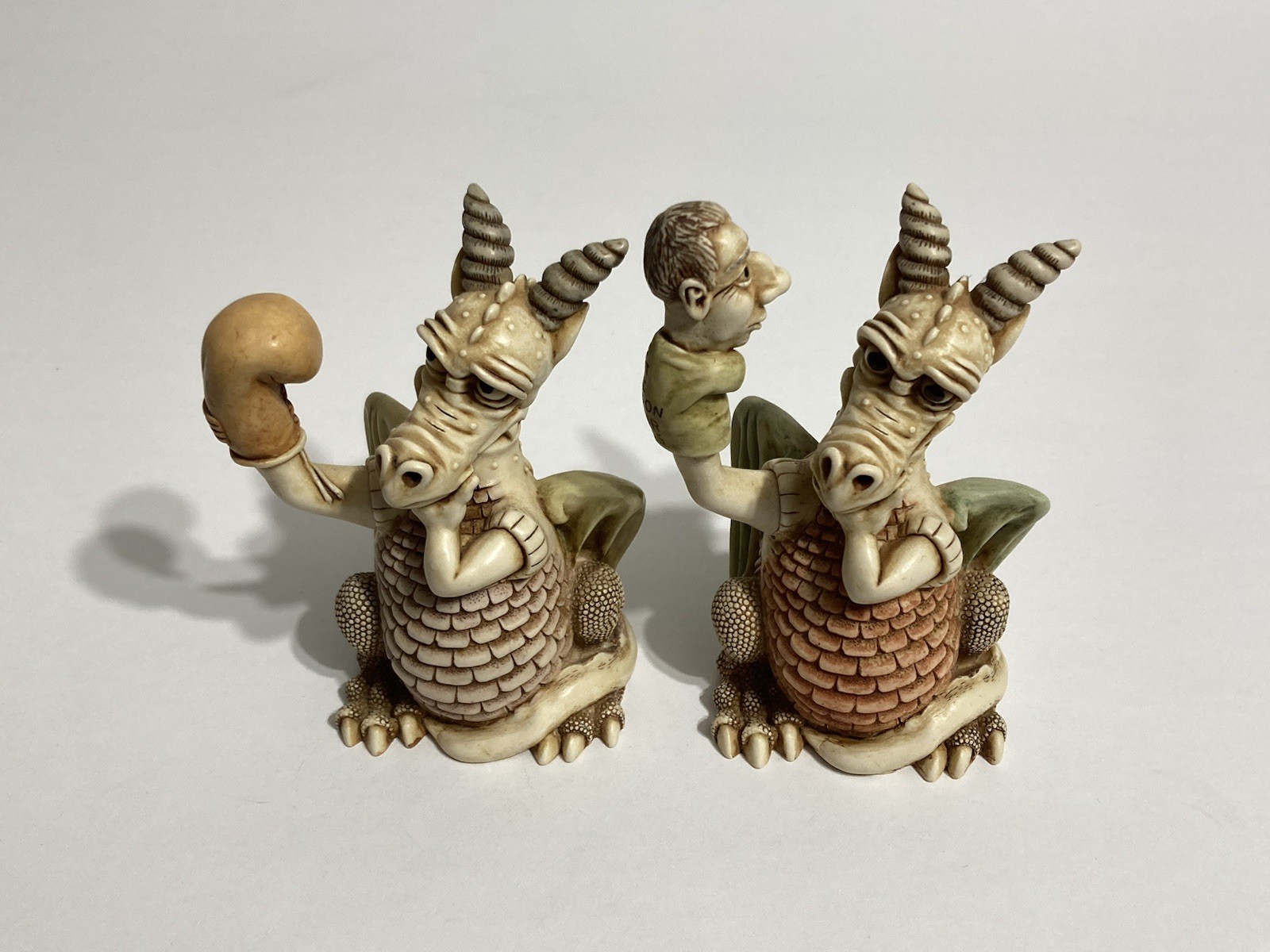 Harmony Kingdom Tour de Force V2 Dragon Peter Puppet V3 Dragon Boxing Figurines