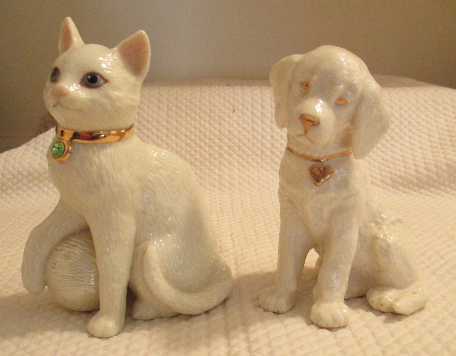 LENOX Sitting Lab Retriever Puppy & Cat w/Jewel Figurines Ivory w/ 14K Gold Trim