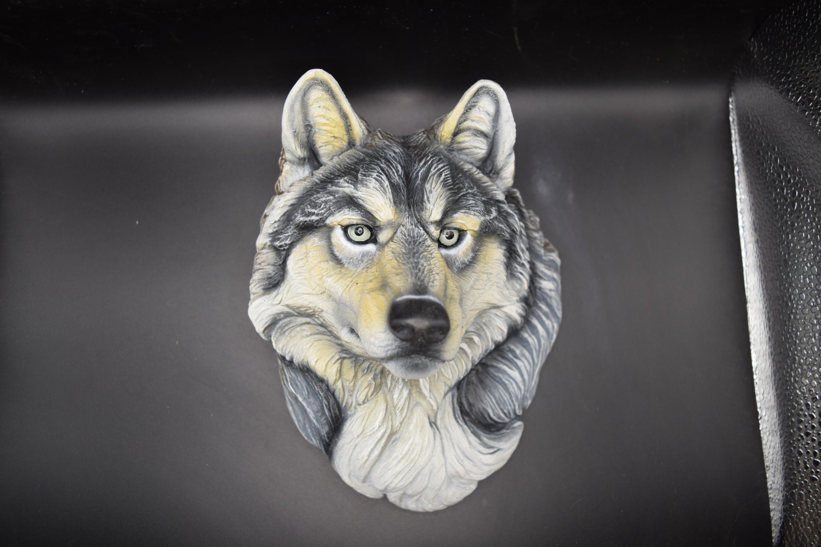 Vintage Grey Wolf Head Bust Wall Mount Sculpture Hand Painted Sandra Johansson