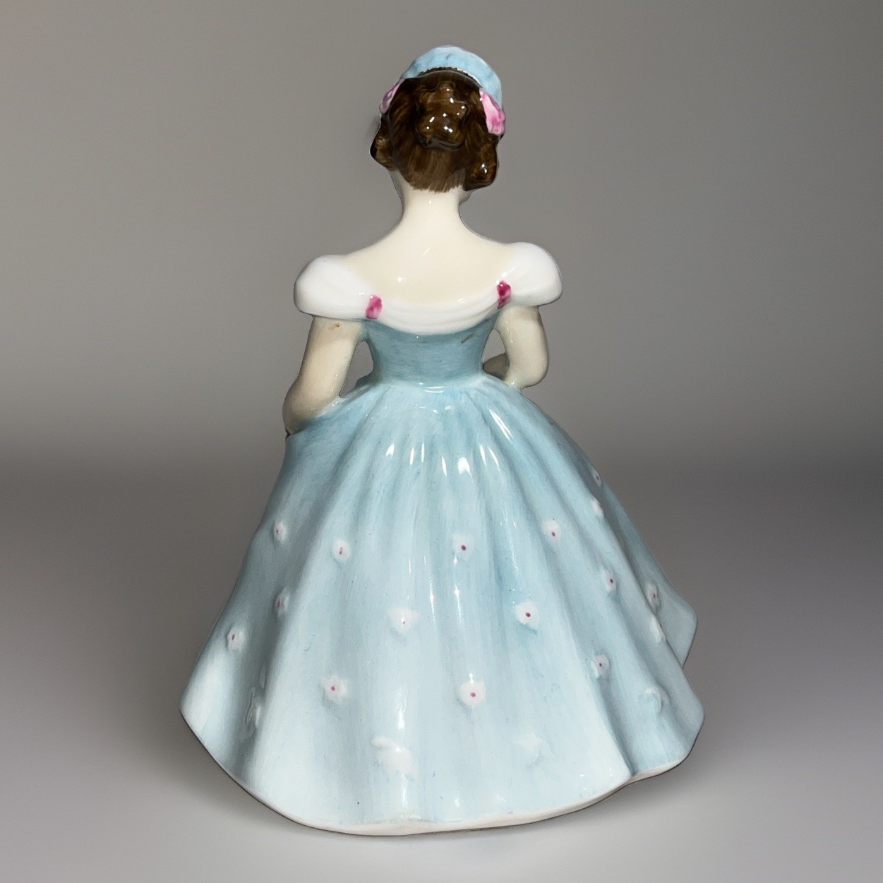 Royal Doulton Figurine THE BRIDESMAID Lite Blue Dress HN2196 Corp 1959