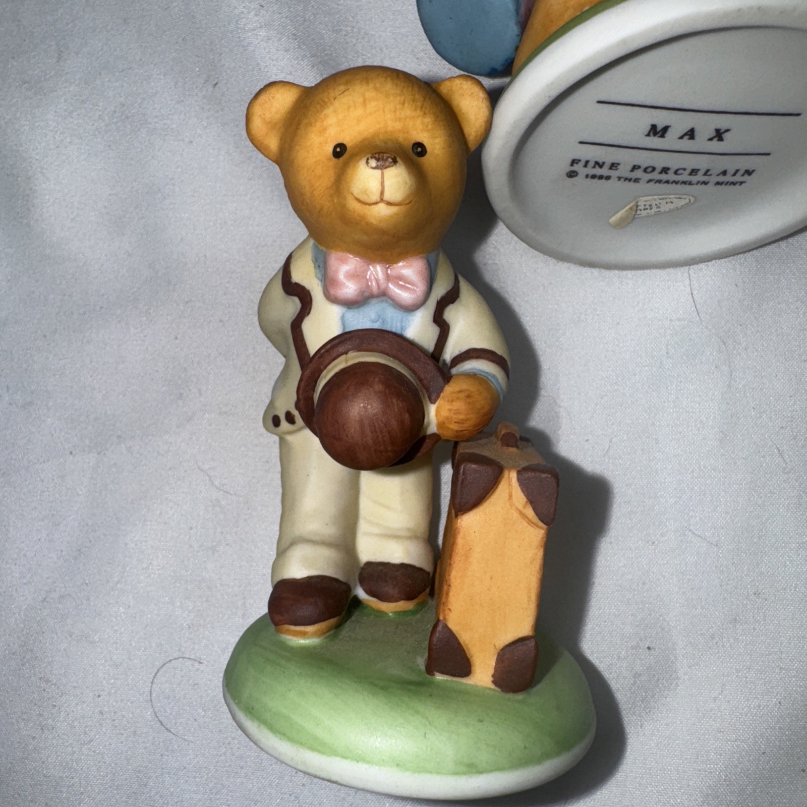 Franklin Mint Hotel Teddington Lot Of 9 Bear Figurines Porcelain ( A )