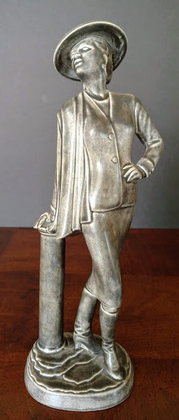 African American Female Art Deco Woman of Fashion Statue 1940’s Original, Fine