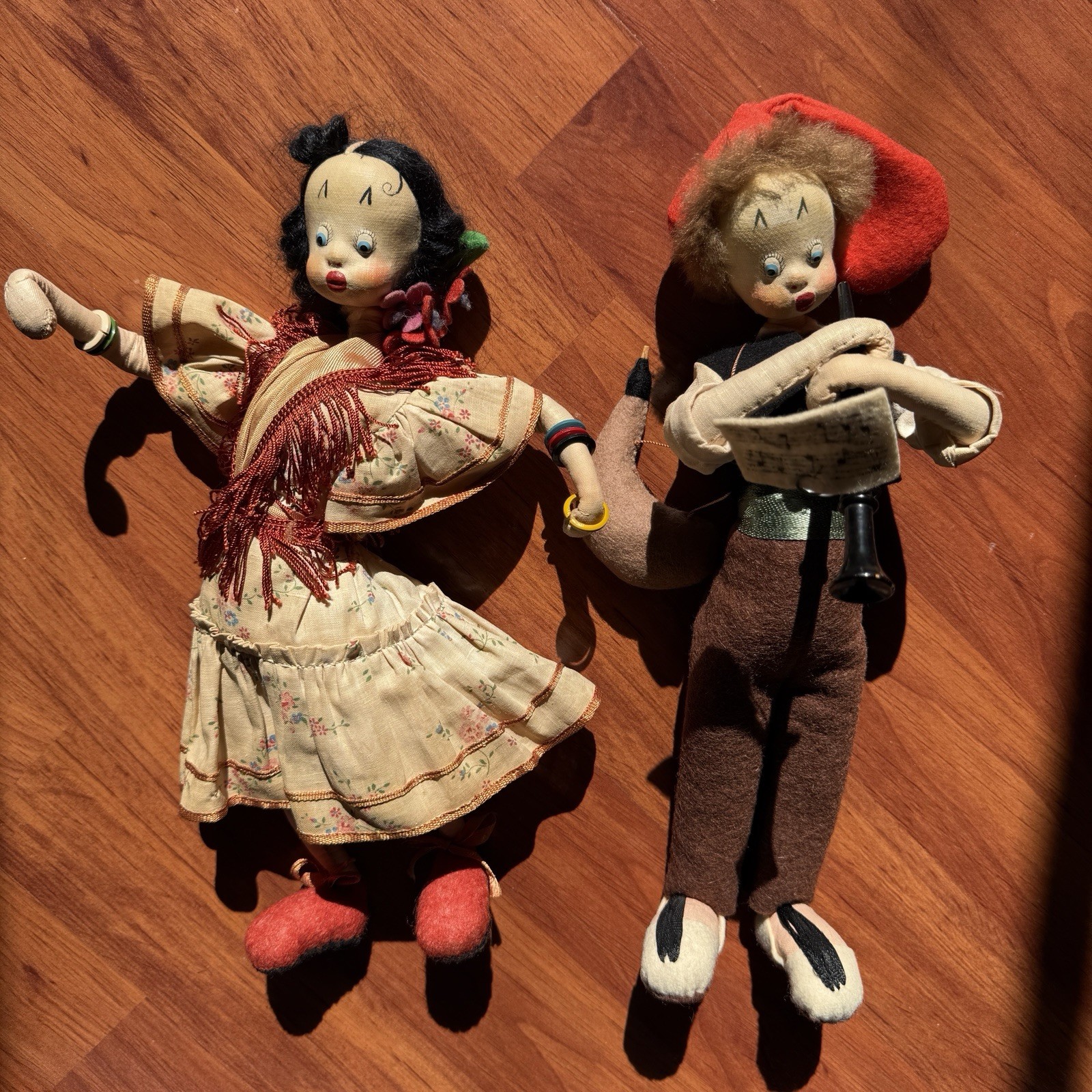 Vintage 1950s Folk Art Cloth Dolls – 11” Handmade Couple, Felt & Fabric Pair