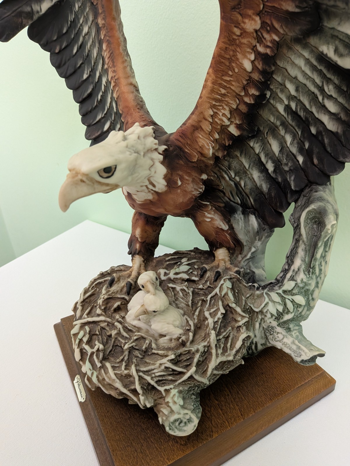 RARE Vintage CAPODIMONTE Giuseppe Armani 17″ Bald Eagle w/Nest Resin Sculpture
