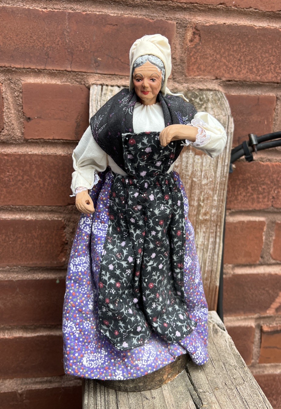 VINTAGE French Santon De Provence Figurine Folk Art Woman 10″ Made In France