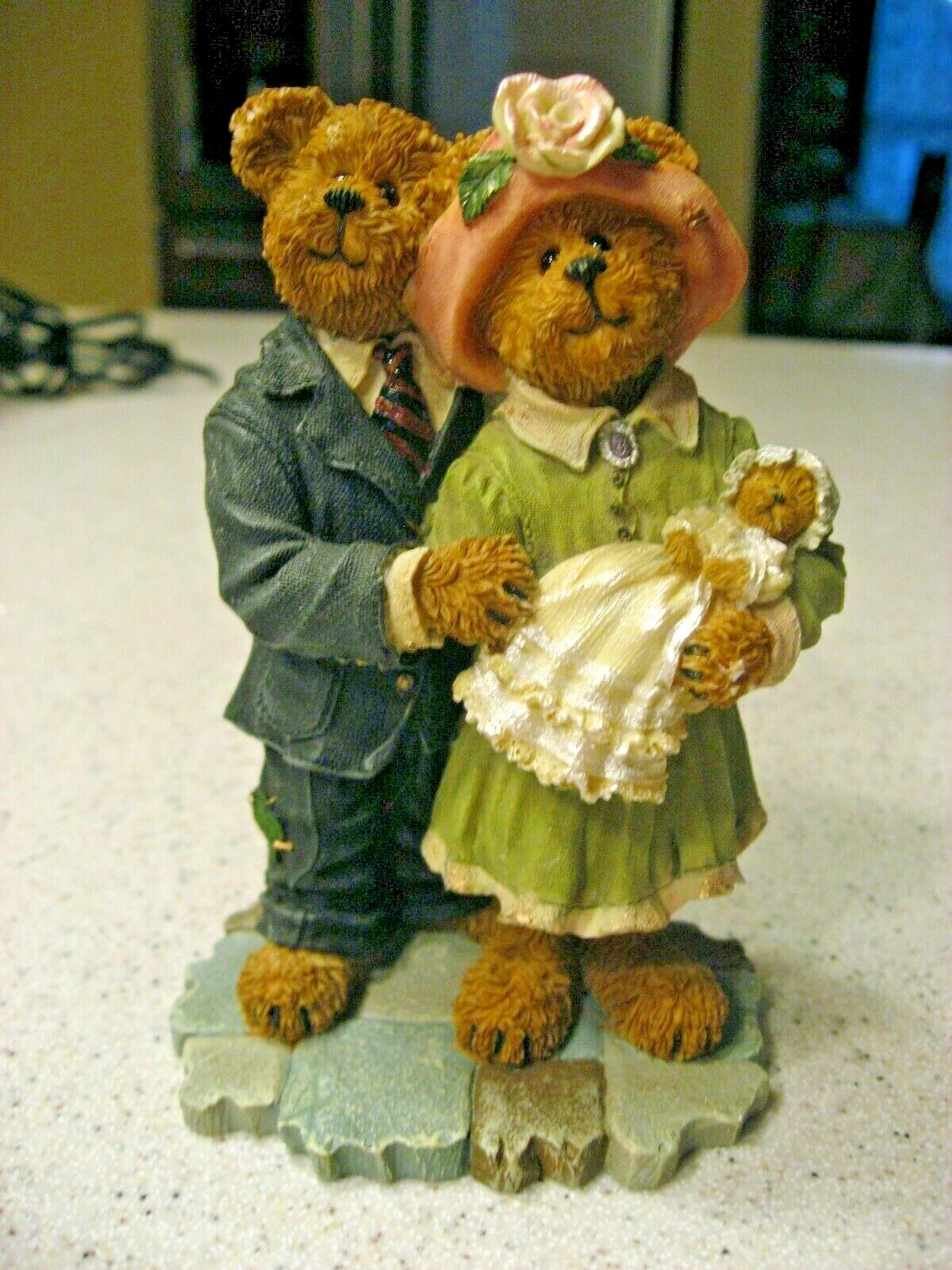 Boyds Bearstone James & Kathleen with Baby Blessings… The Christening Figurine