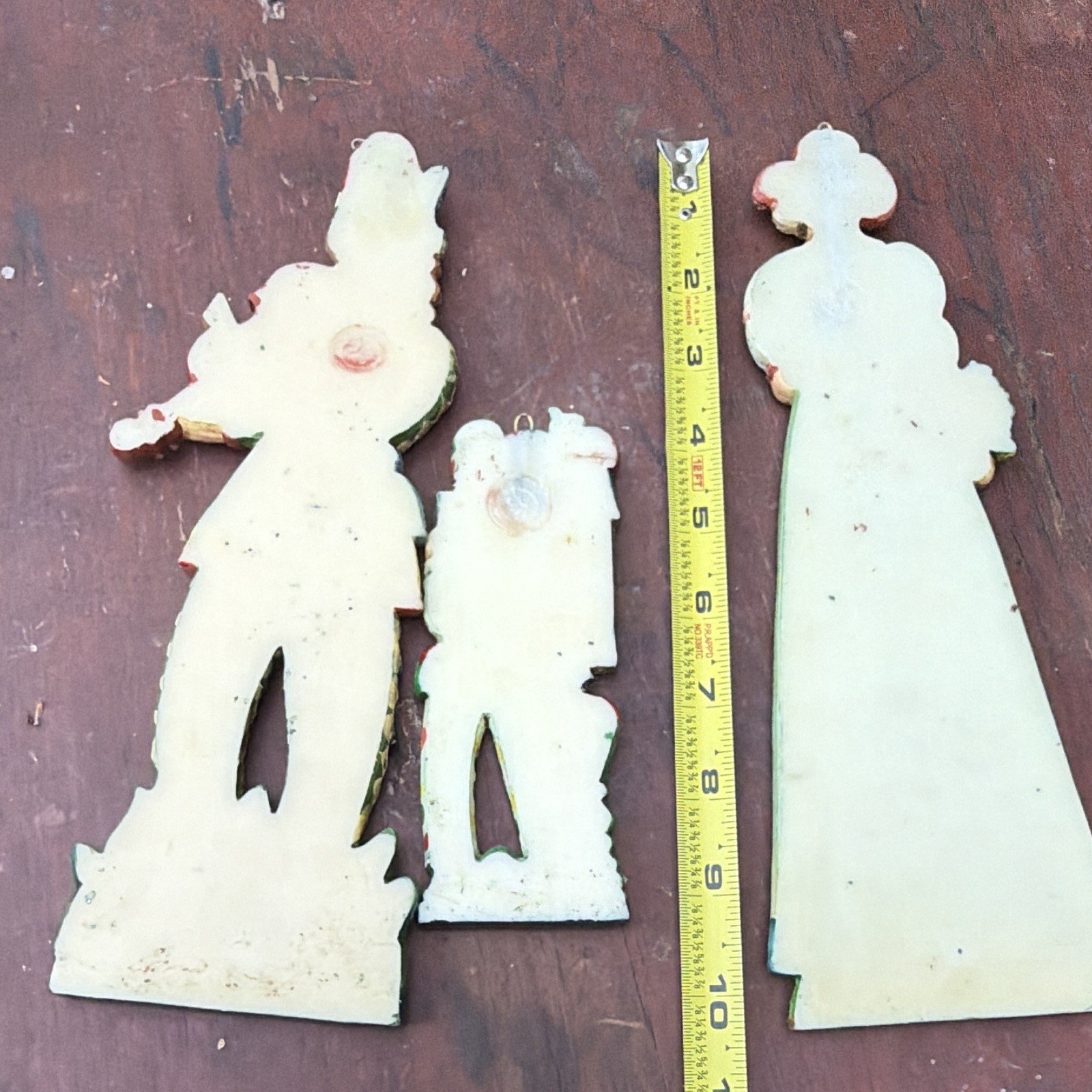 Set of 3 painted resin medieval wall-hangings