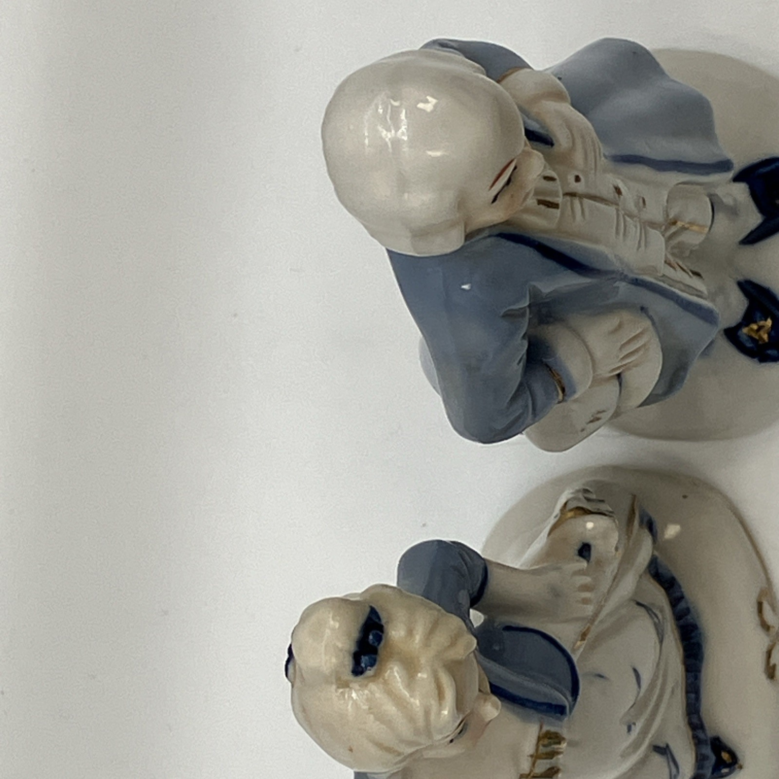 Vtg Porcelain Victorian Couple Figurines Blue/White Coquette Cottage Romantic