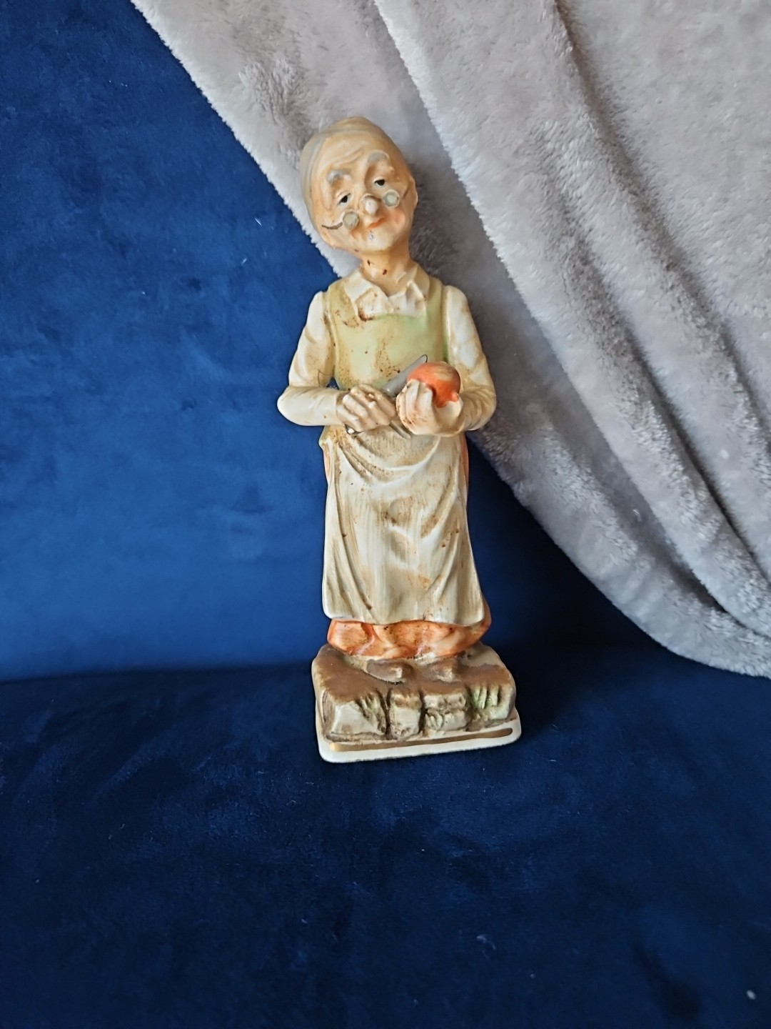 Vintage Norleans Japan Figurine Old Women 6.5 ” Tall