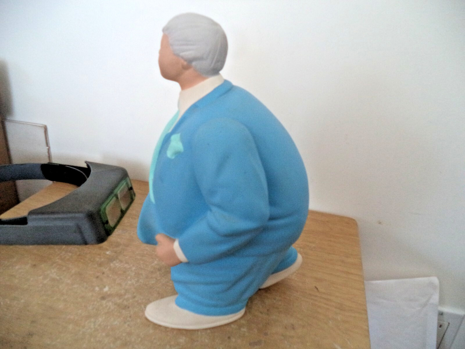 Large Statue THIN LIGHT PORCELIAN sculpture BLUE MAN LE MONDE PAPER 10 1/2″ TALL