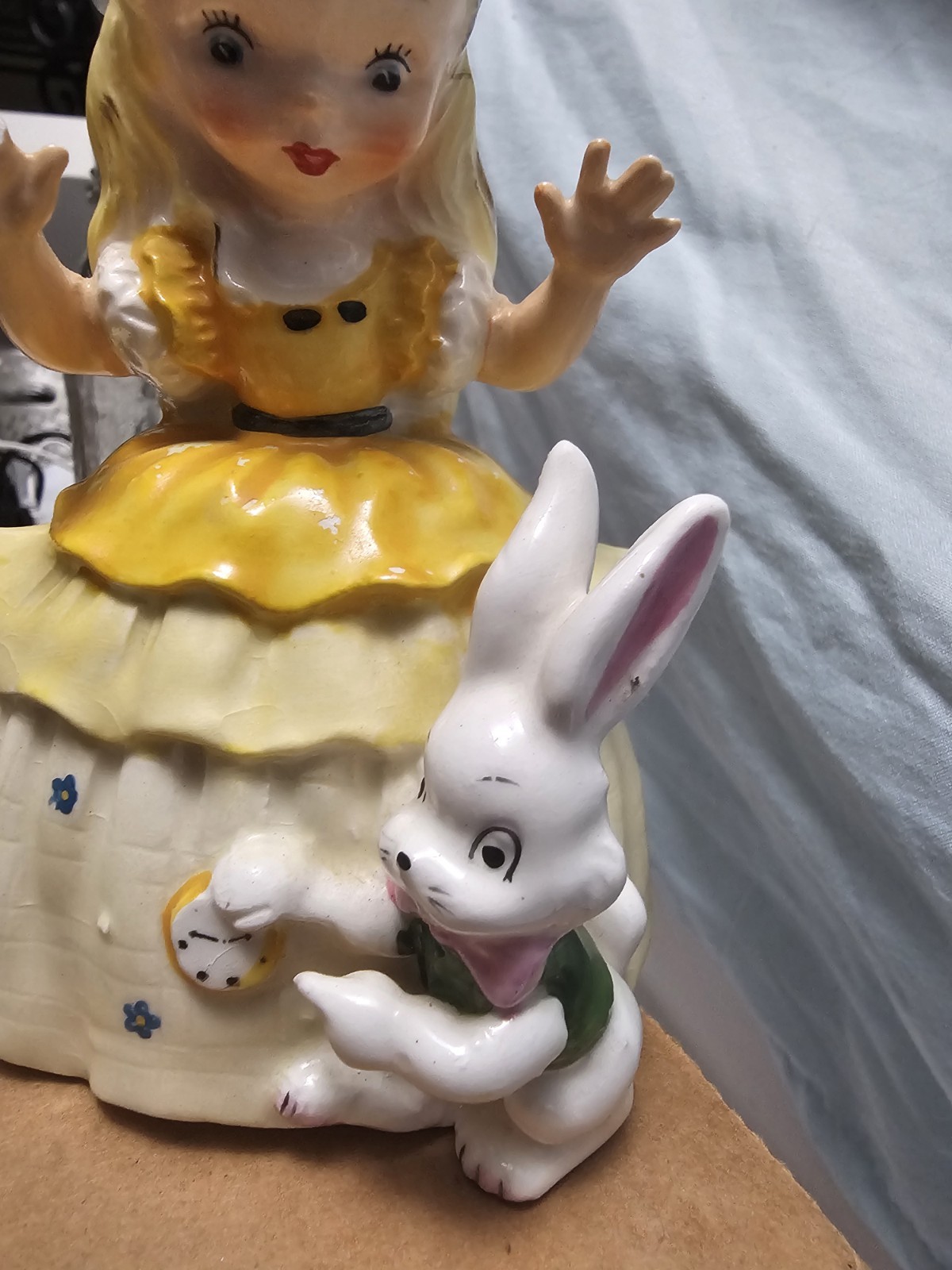 Napco Vintage Porcelain Figurines Set of 3. For Repair