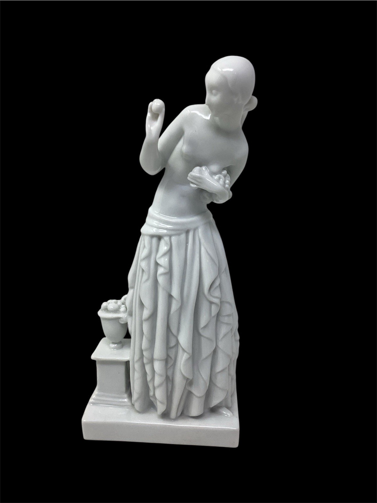 Dahl Jensen Blanc De Chine Copenhagen Roman Goddess “Pomona” Figurine 10”