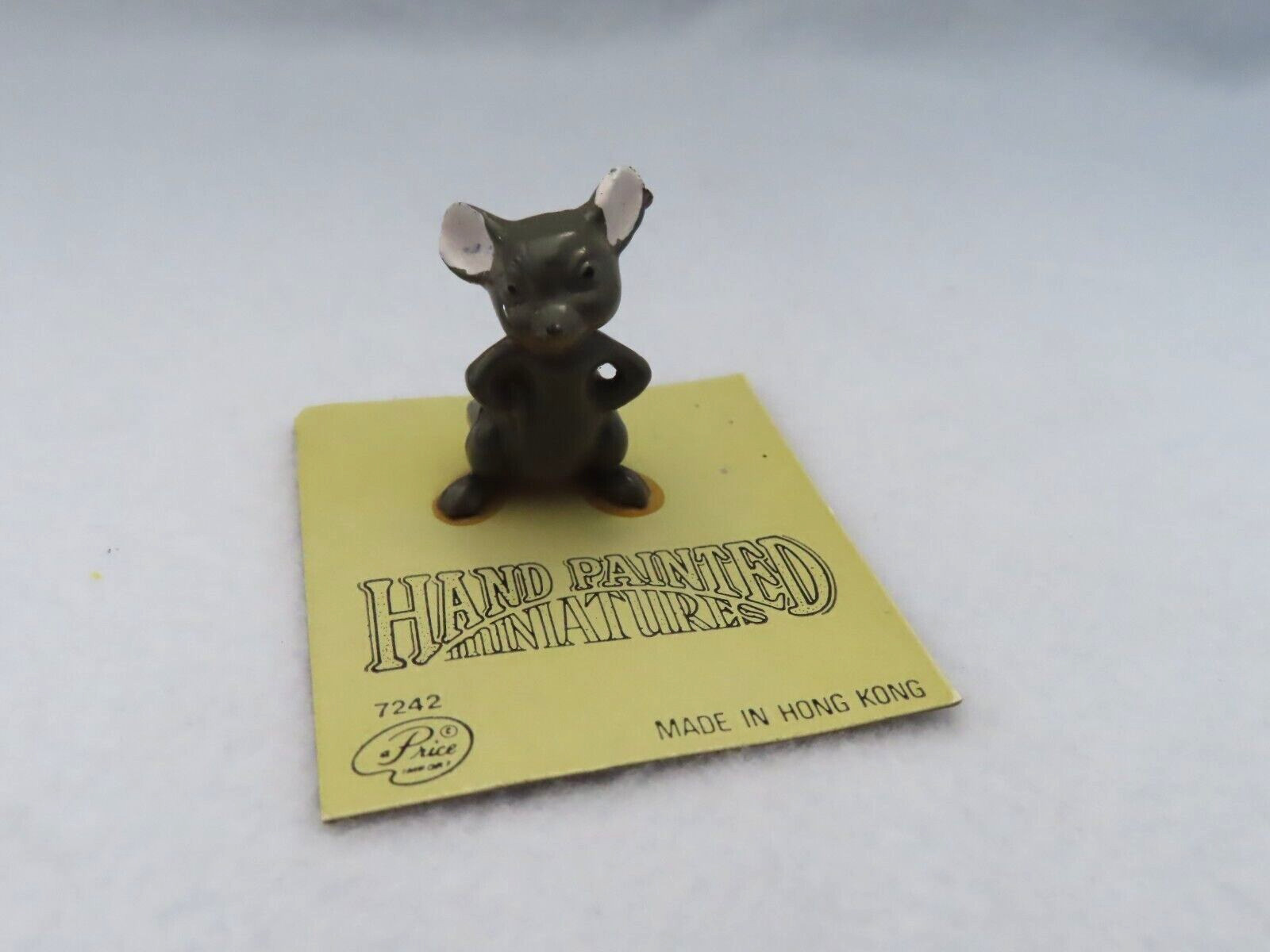 Price Imports Mouse With Hands On Hips Miniature Figure Style 7242