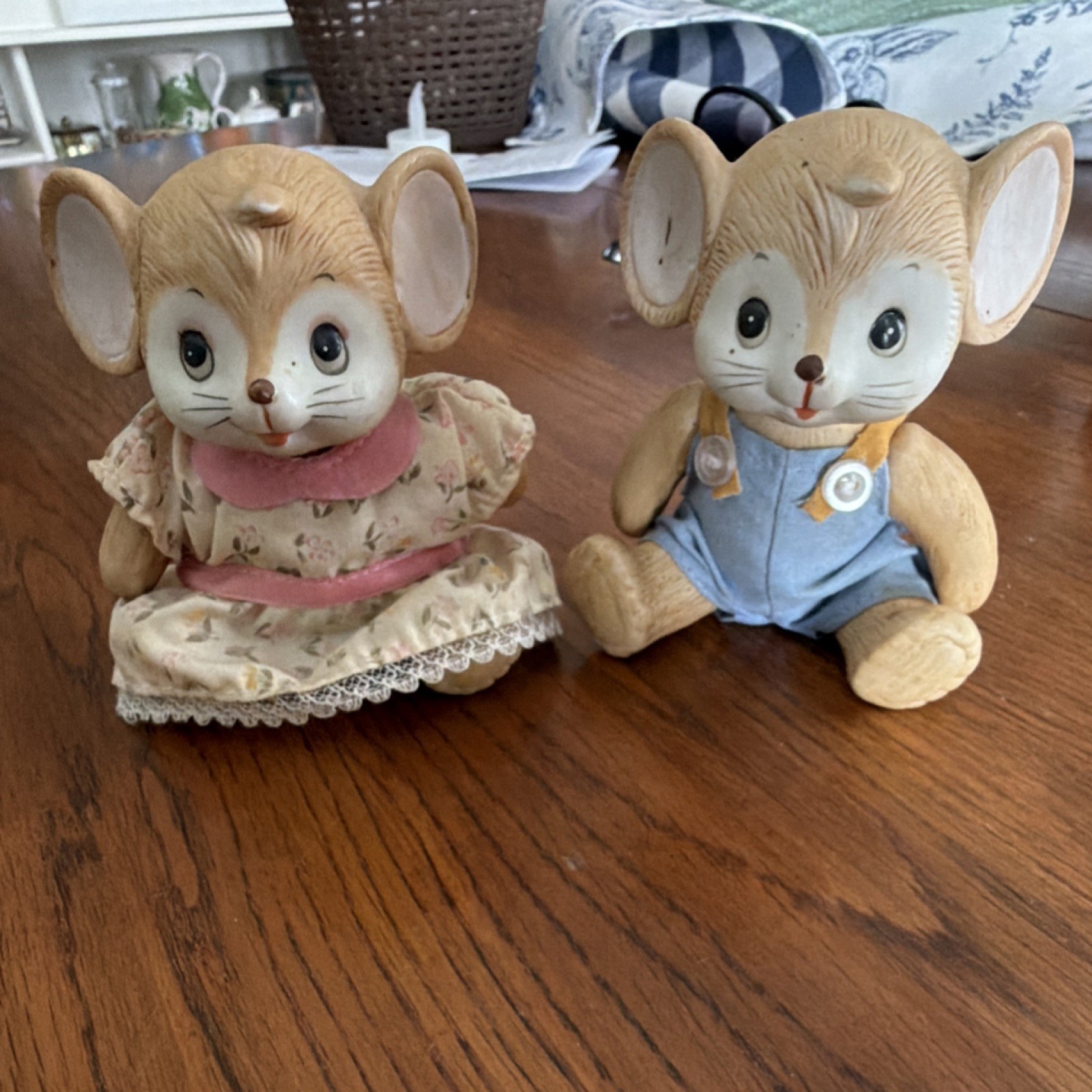 Homco Ceramic Mouse Figurines Pair with Clothes, Articulated