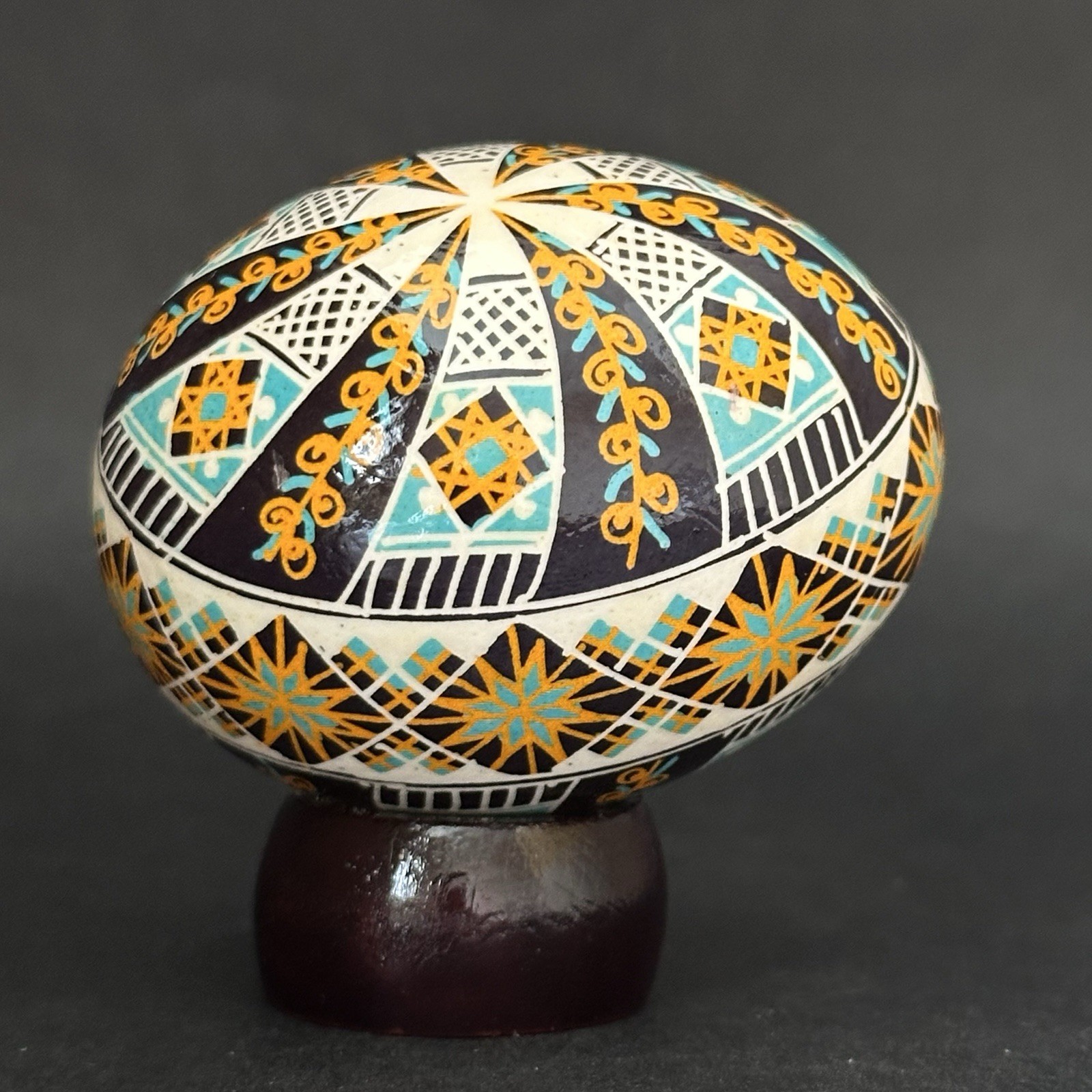 Real Ukrainian Pysanky.Chicken Hand Made Hutsul Pysanka. Easter Eggs.