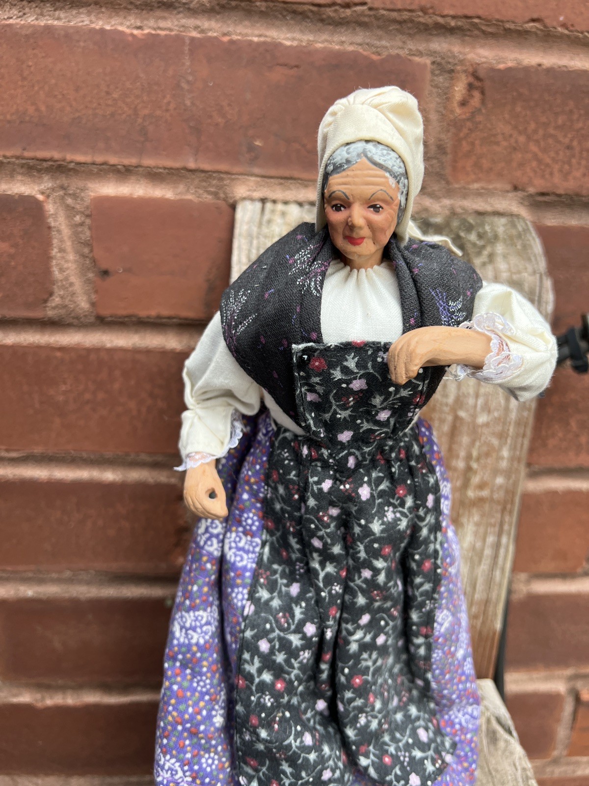 VINTAGE French Santon De Provence Figurine Folk Art Woman 10″ Made In France