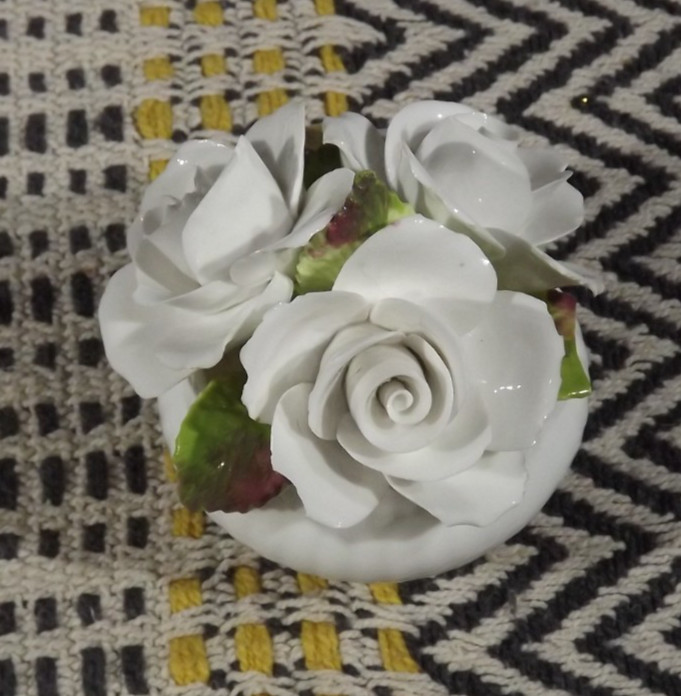 Vintage White Rose Flower – Fine China – Heathcote Hall Ltd – Made In England