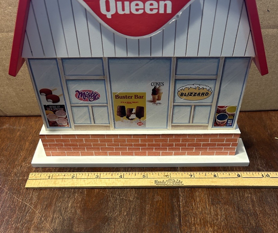 Mary’s Moo Moos Dairy Queen Store Front Display & Picnic Table