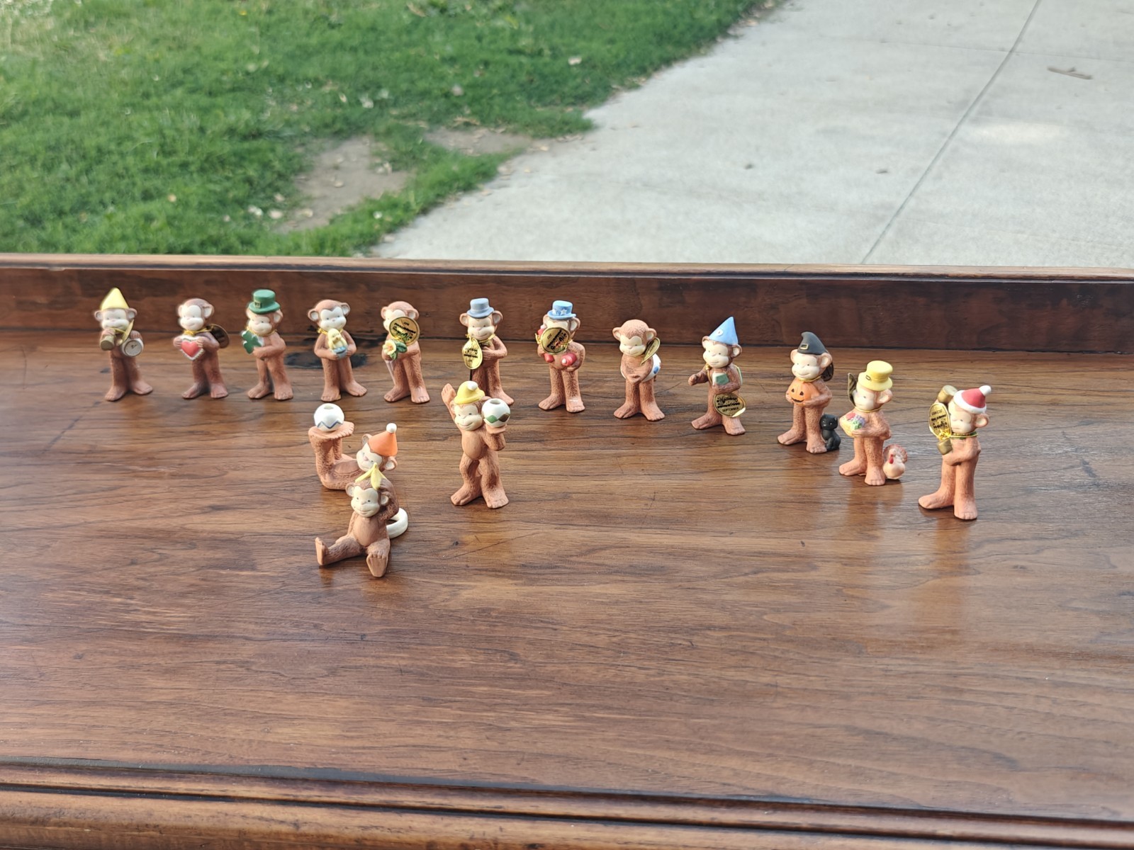 Napcoware 1587 Monkey Business Birthday Full Set + Bonus Pieces