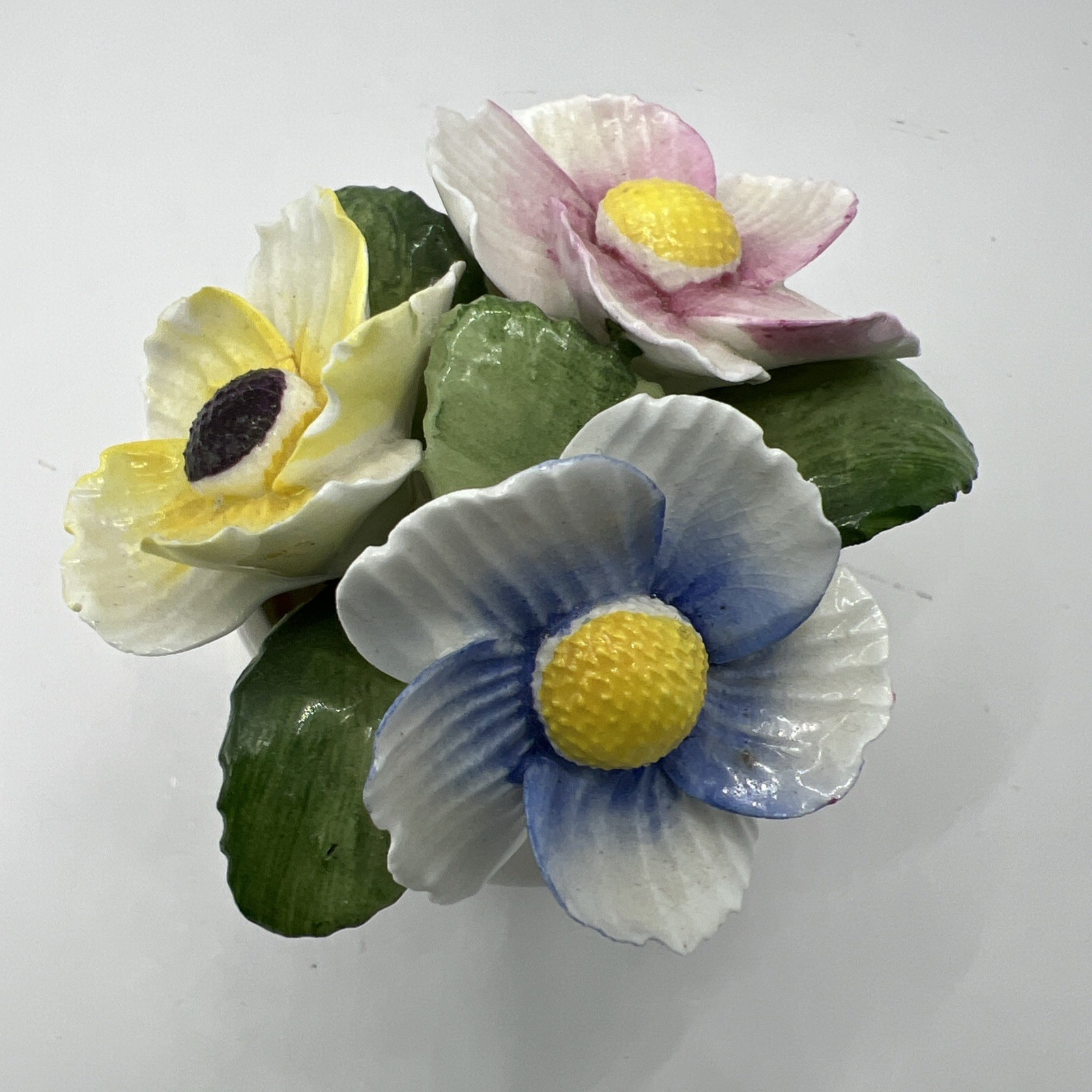 HEALACRAFT Fine Bone China Floral Miniature Flower Bouquet