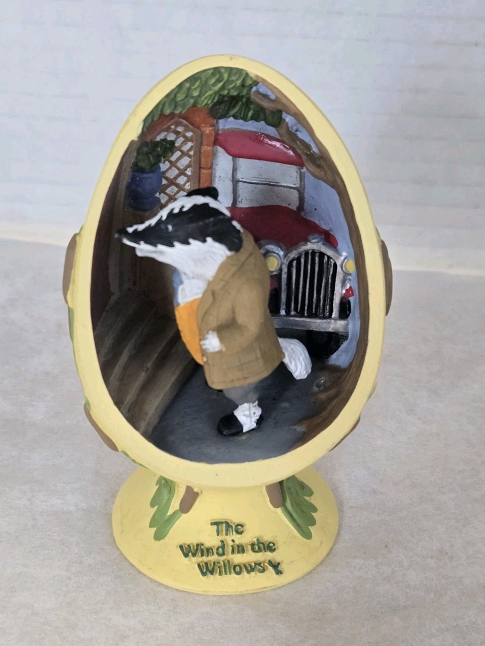 The Wind in the Willows – Badger Scene in Egg Display