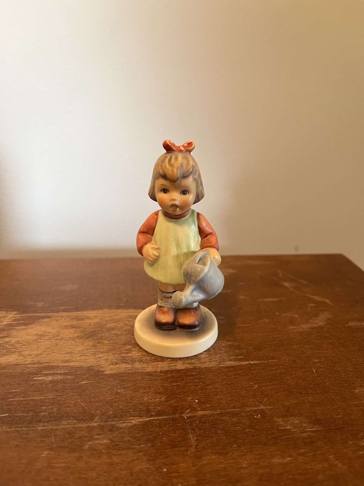 Hummel Nature’s Gift #1072 Hum 727 TMK7 3.75in In Box Great Condition