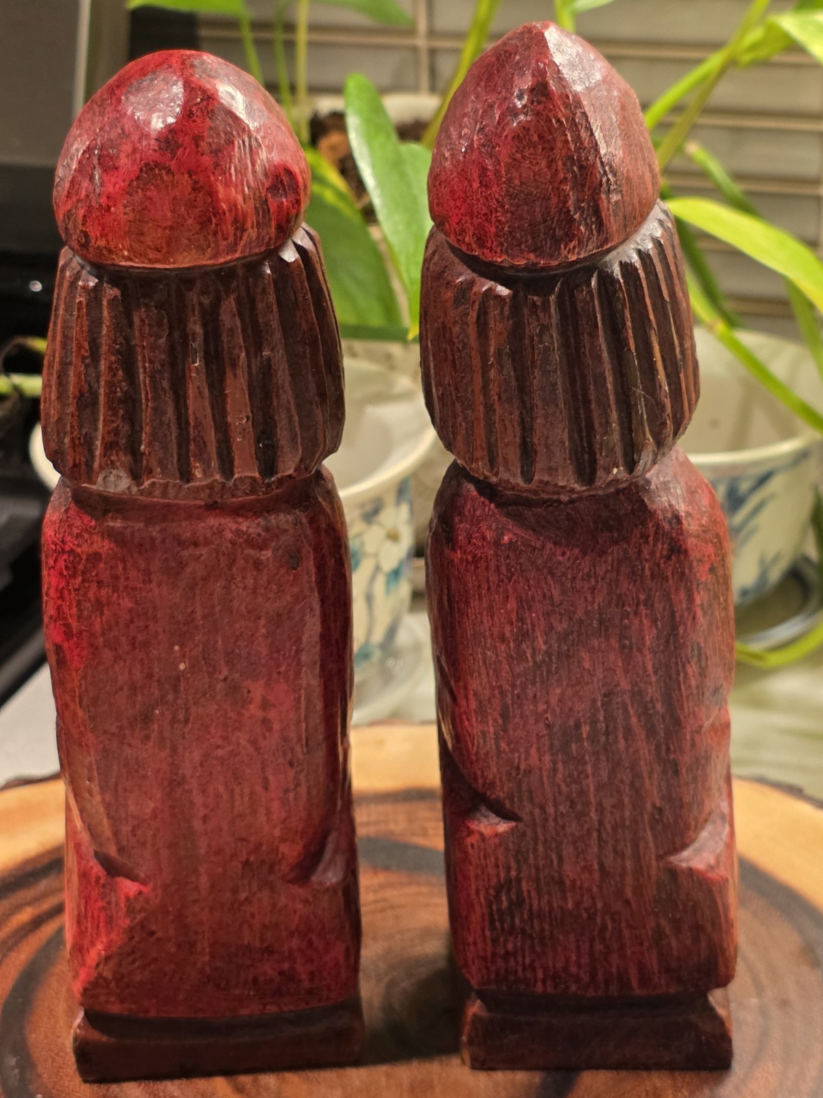 VTG Set 2 Hand Carved Wood Statues Folk Art Spanish Crusaders