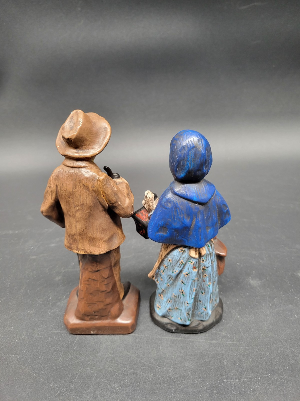 Vintage Ceramic Peasant Couple Marked W 25 and T 31 8″ X 2.75″ & 7.25″ X 3″