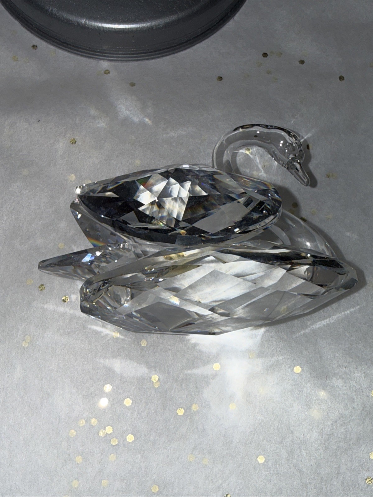 Swarovski Crystal “Beauties of the Lake” 2”x 3” Swan Figurine W/box