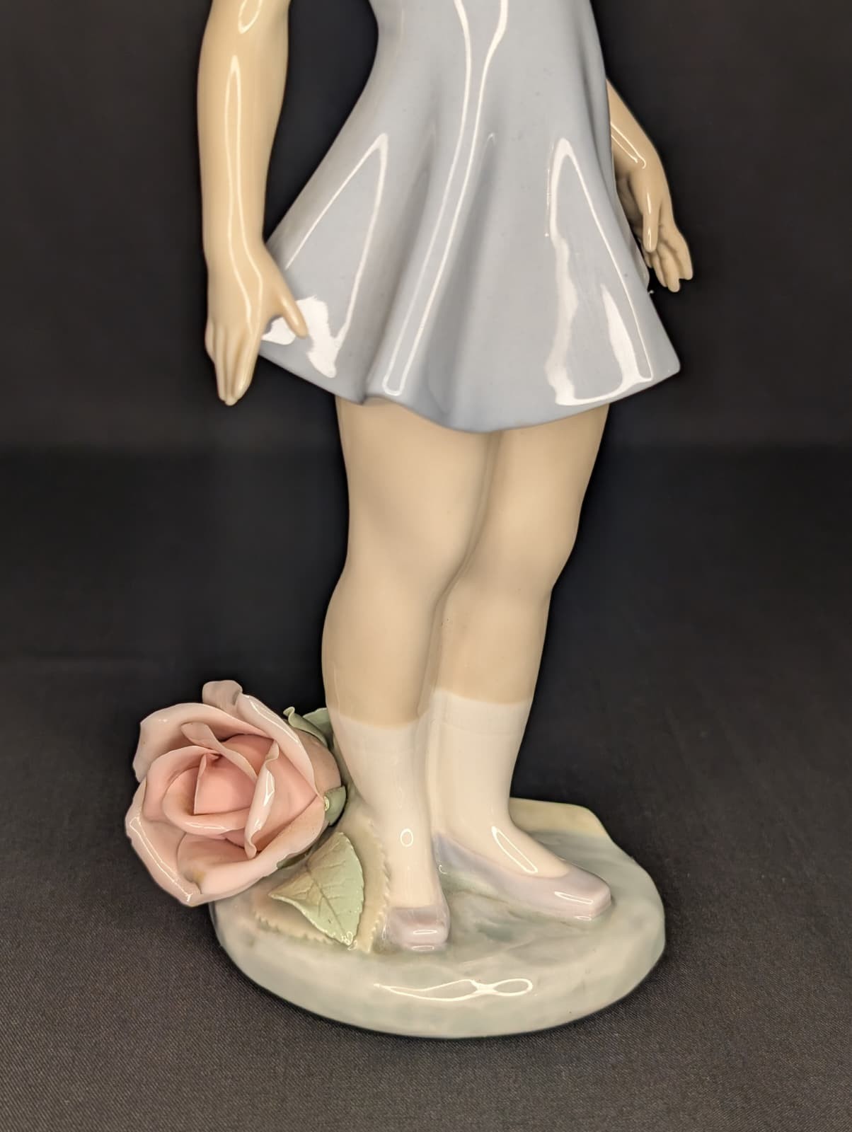Rare Retired Vintage Lladro Candid #5039 Girl Figurine 9.5″ Spain