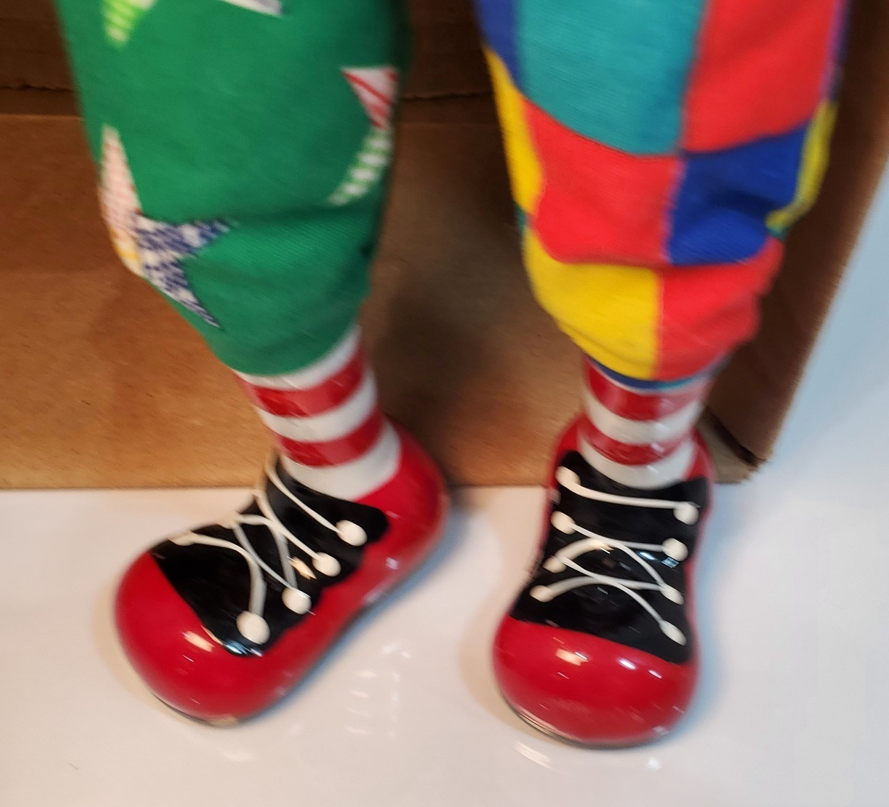 Show Stoppers Otto 15″ Vintage Porcelain Clown Doll Shelf Sitter RETRO Circus