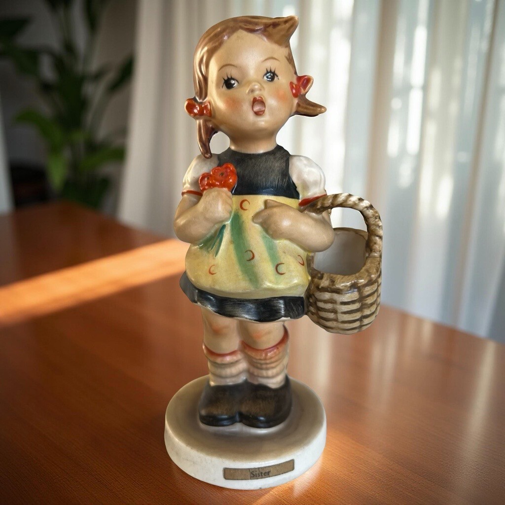 Hummel Goebel Figurine ”Sister”#98/I….5.75 in” West Germany TMK-3