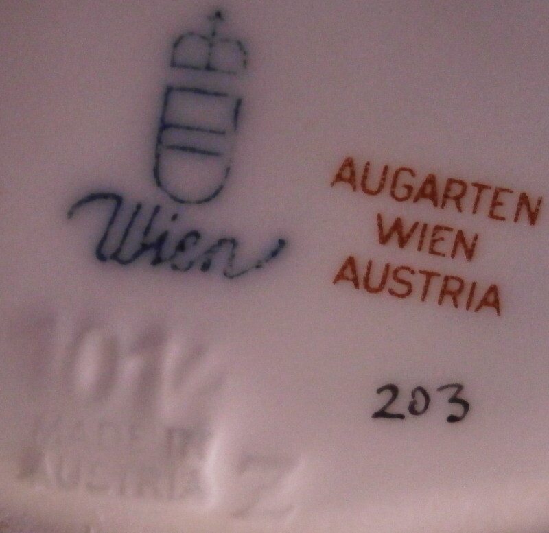 Augarten Wien Porcelain Eel Seller Figure Figurine Porzellan Figur Royal Vienna