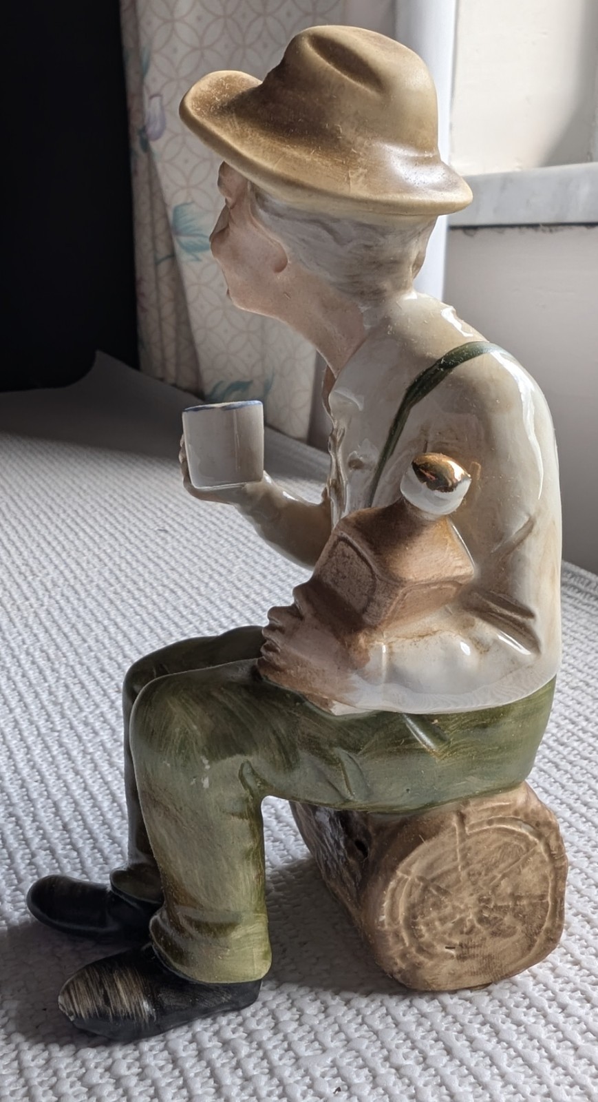Vintage Ardco Hand Painted Porcelain Figurine Old Man W/Coffee/Alcohol 6 In Tall