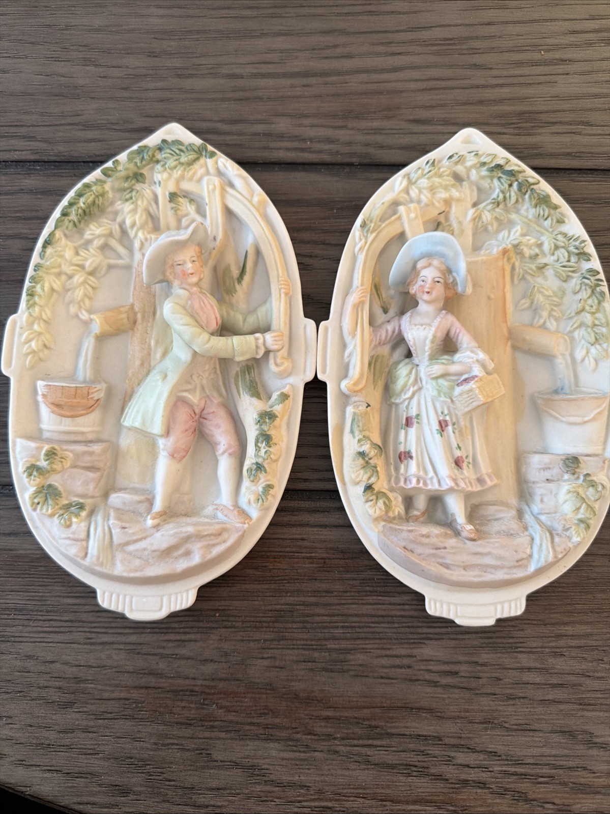 Vintage Colonial Man And Woman Bisque Wall Plaques Victorian Style Japan