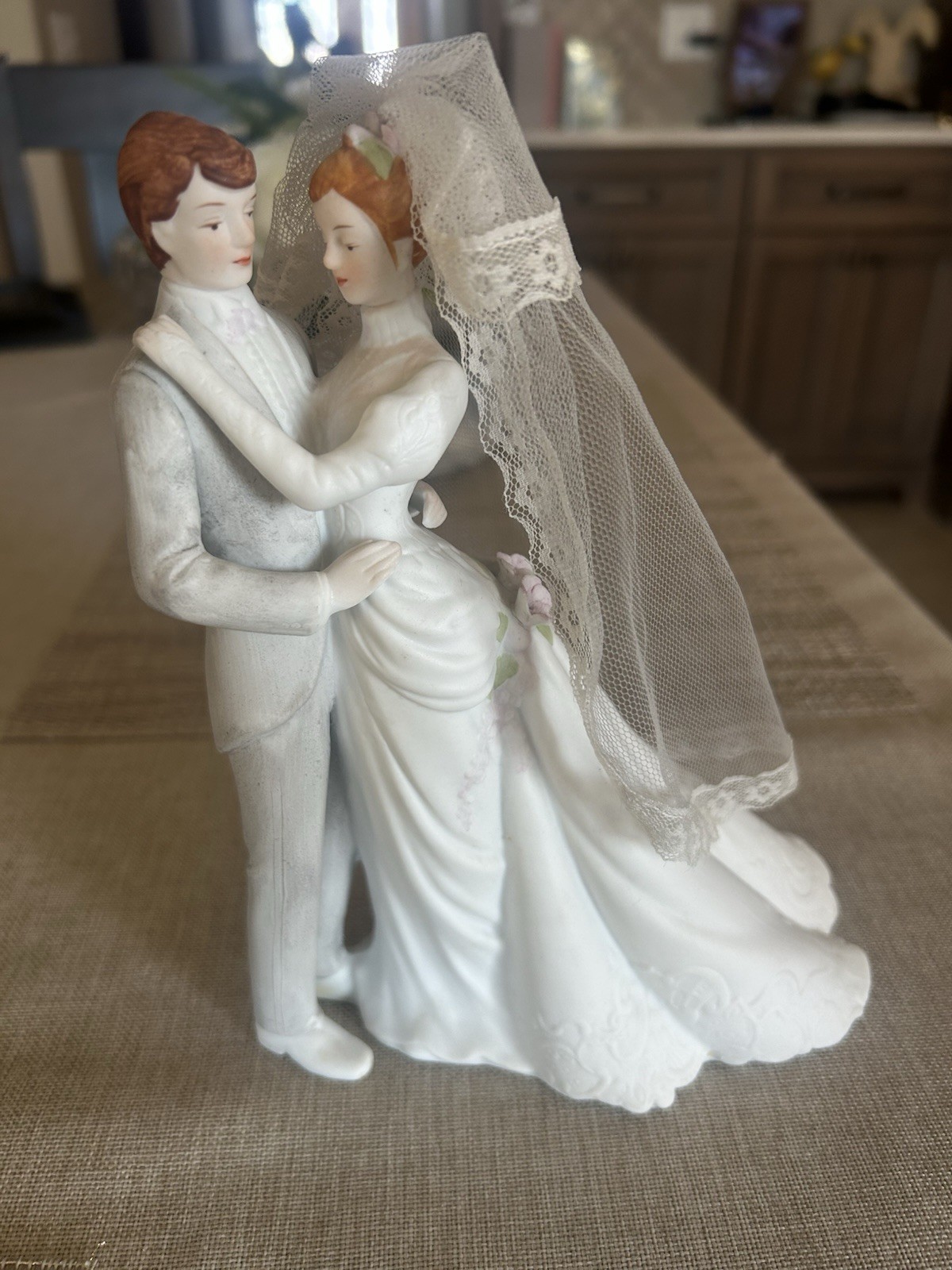 Enesco 1987 Bride Groom Porcelain/Glass Figurine/Cake Topper