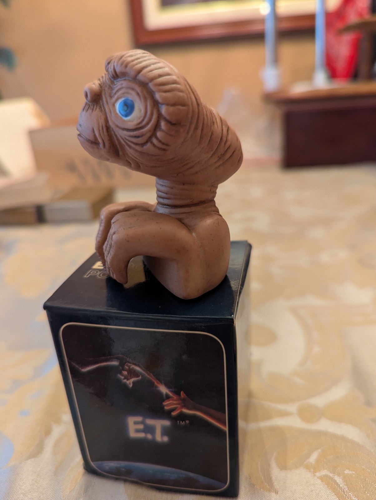 Universal Studios E.T. AVON Porcelain Figure Pot Hanger Pot Pal Vintage 1982