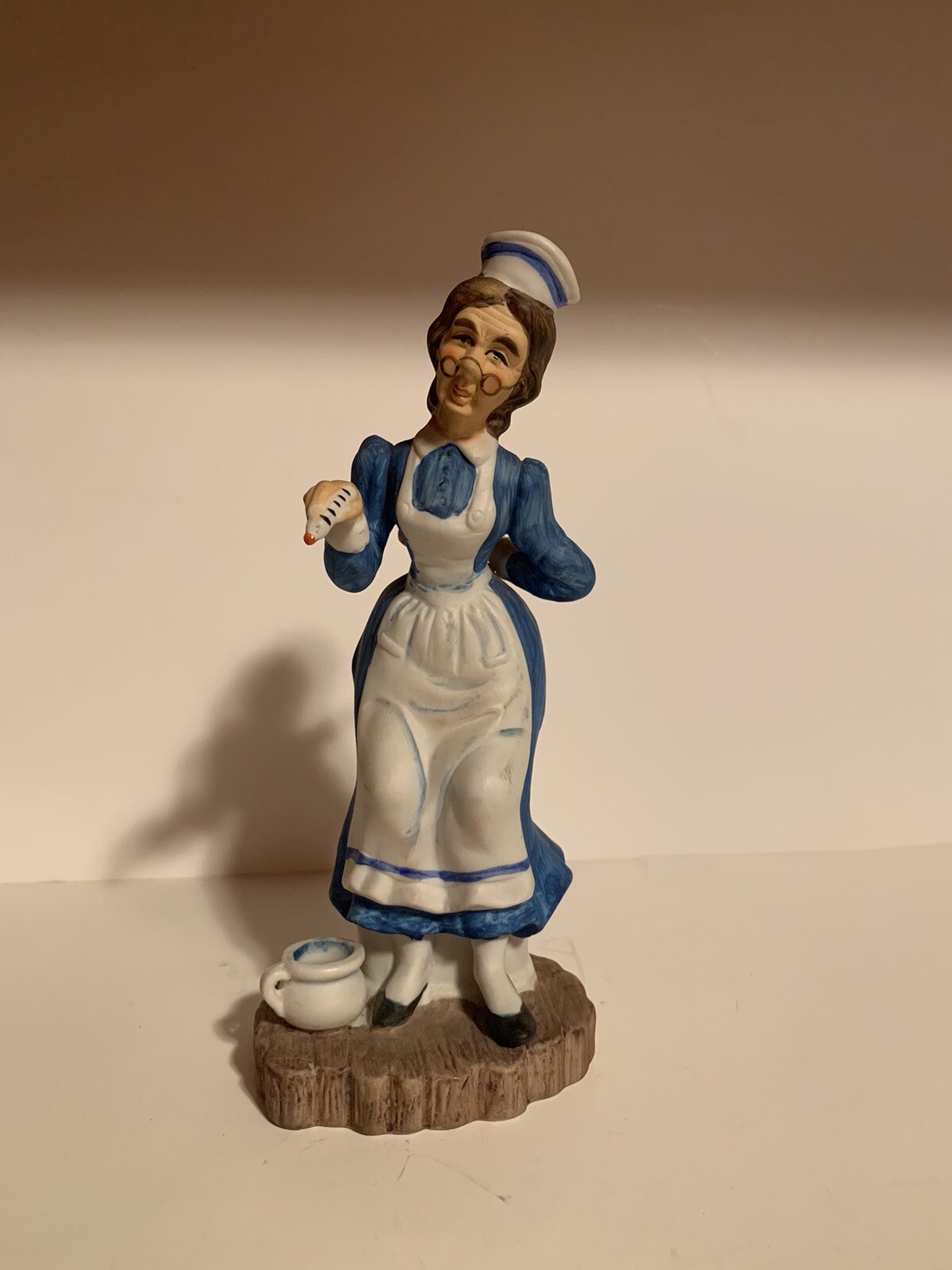 Lefton Nurse Figurine 8″ Tall Hand-painted Signed Geo Z Lefton Made In Japan