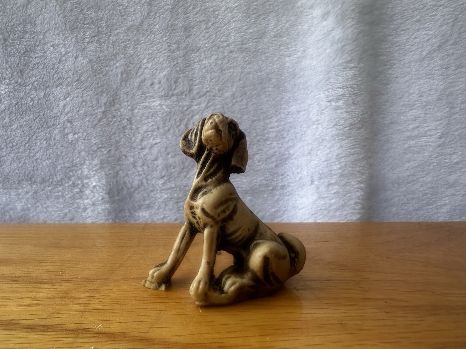 Vintage Skinny Bloodhound Figurine 2 Inches Tall Made in Mexico