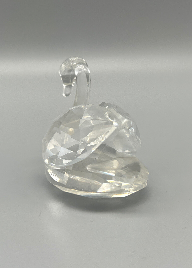 🦢Swarovski Crystal “Beauties of the Lake”, Medium (2.25 Inch) Swan Figurine