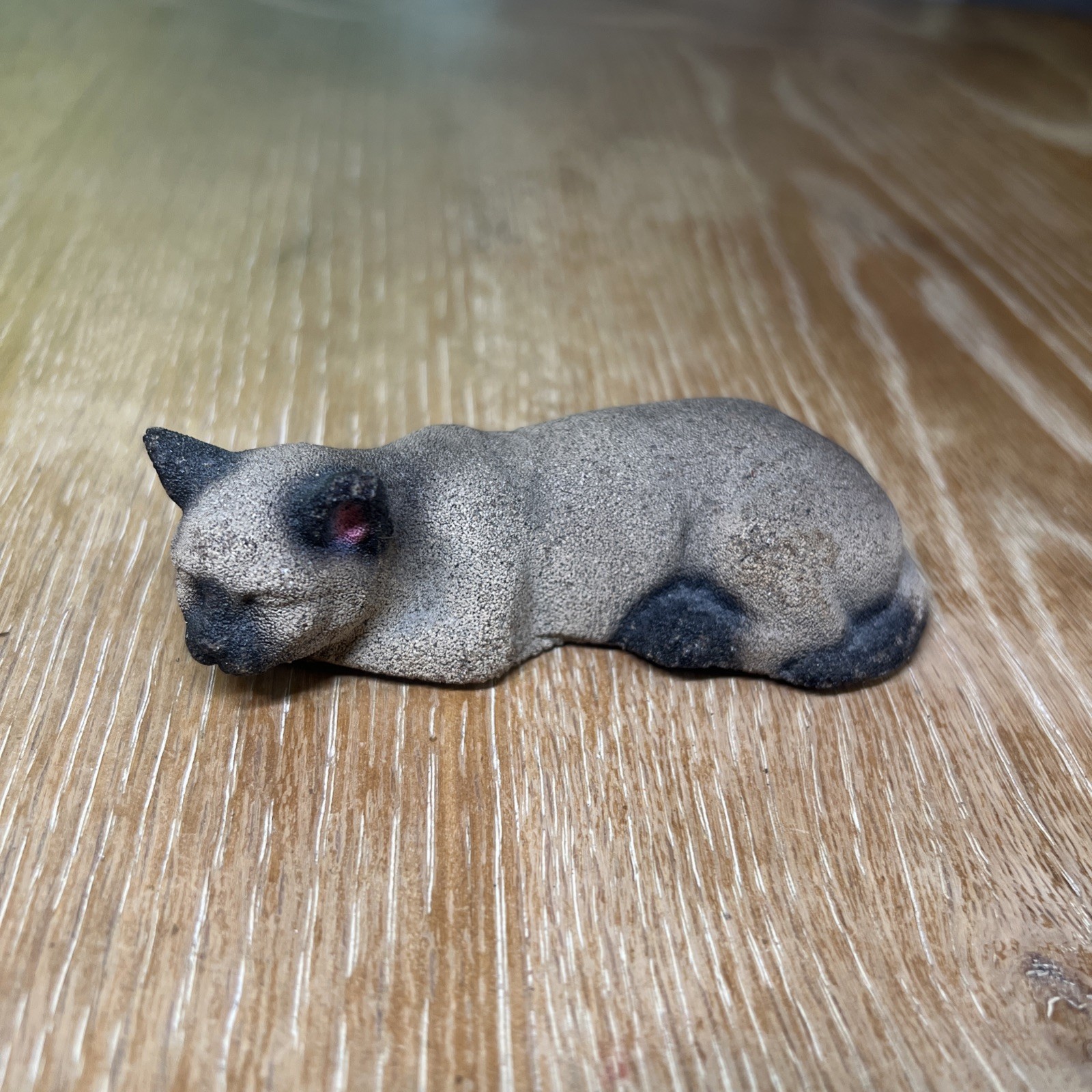 Vintage Sandicast Sleeping Siamese Cat Figure Tan Brown Napping