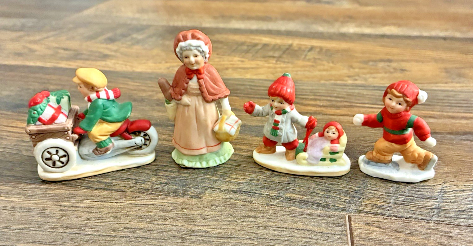 Lot 4 VTG Lefton Colonial Village Christmas Figurines 1 3/4″ – 2 1/2″ tall