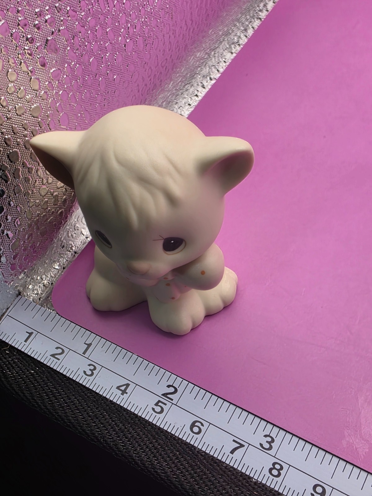 Precious Moments Figurine “Animal” SAMUEL J BUTCHER 1982 ENESCO E-9267D
