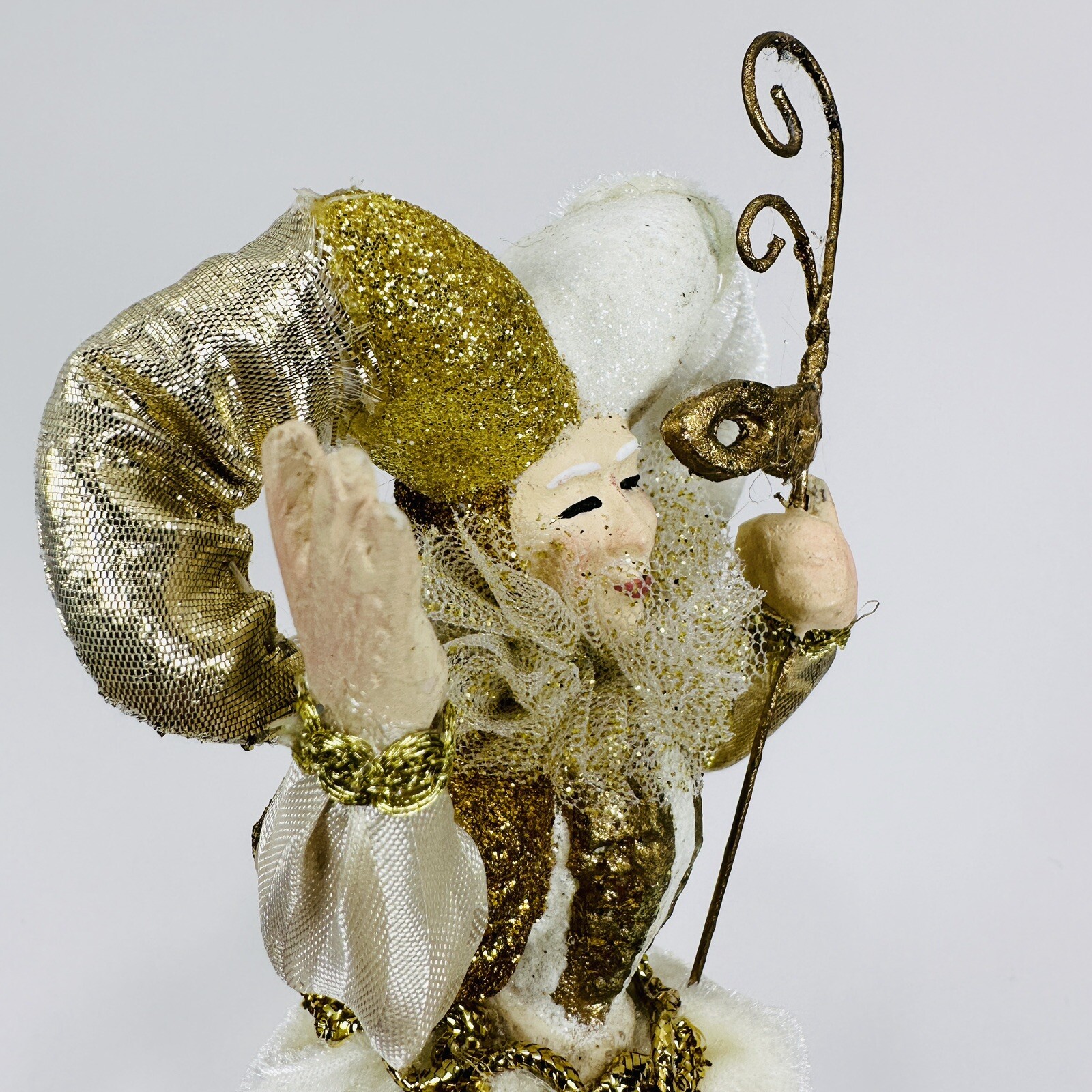 Katherine’s Collection at Silver Lake Gold & Ivory Jester on Round Trinket Box